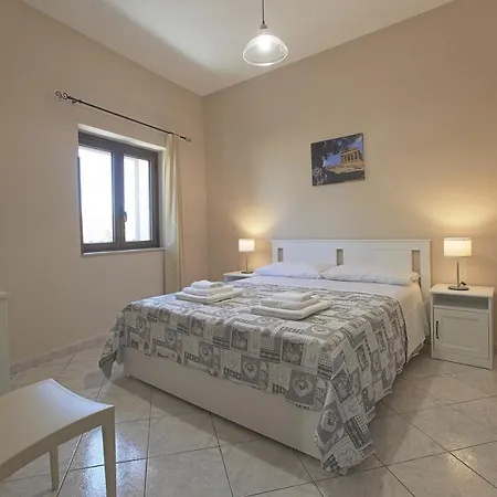 Zeus Atabyrios - Locazione Turistica Apartamento *